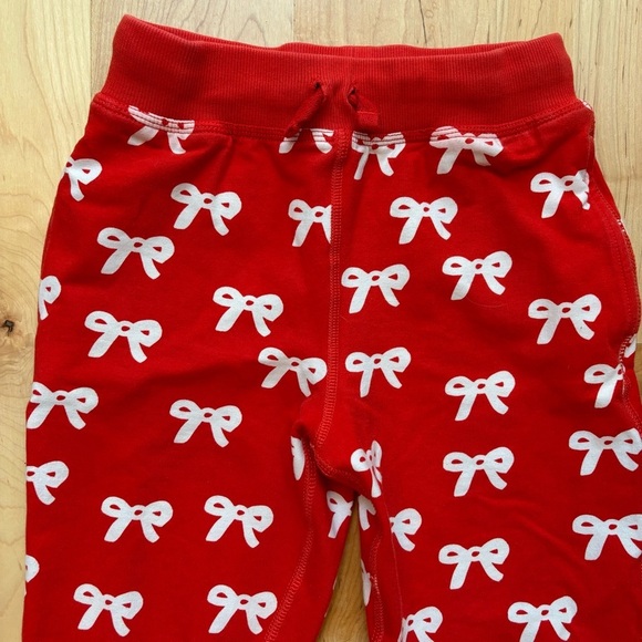 Hanna Andersson French Terry Red & White Bow Print Sweatpant Joggers - Picture 3 of 11